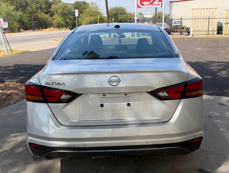 2026 Nissan Altima SV silver silver rear exterior VIN 1N4BL4DV5TN319260 for sale Dallas TX 2026 Nissan Altima SV silver silver rear exterior VIN 1N4BL4DV5TN319260 for sale Dallas TX