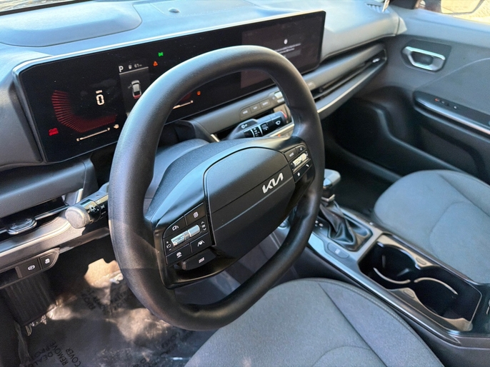 2025 Kia K4 LXS red steering wheel and dashboard VIN 3KPFT4DE7SE033635 Dallas TX