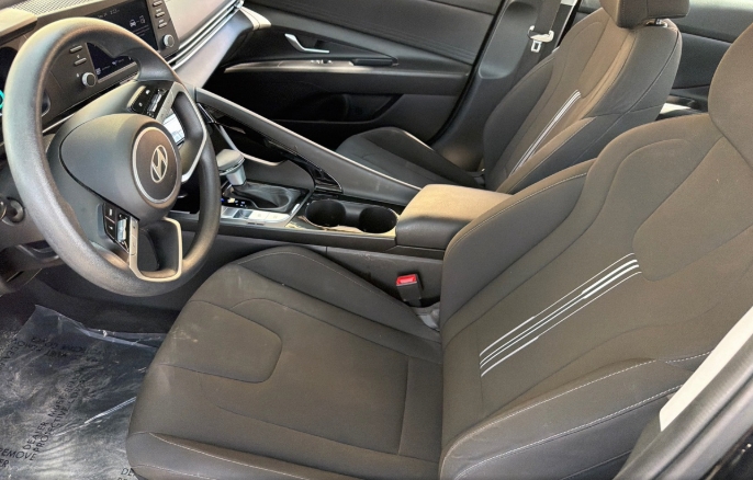 2025 Hyundai Elantra Blue HEV black front interior dash VIN KMHLM4DJ8SU173476 for sale Dallas TX 2025 Hyundai Elantra Blue HEV black front interior dash VIN KMHLM4DJ8SU173476 for sale Dallas TX
